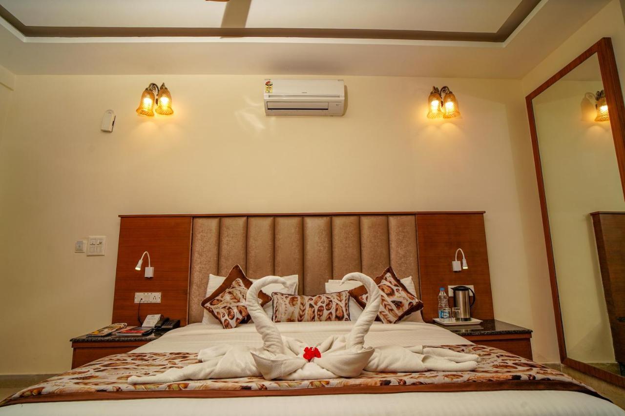 Excel Hotels And Resorts Bhīm Tāl Exteriör bild